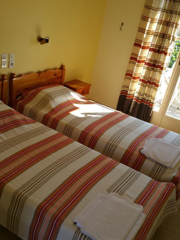 Guesthouse Karidia Skala Eresou Ngoại thất bức ảnh