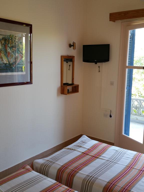 Guesthouse Karidia Skala Eresou Ngoại thất bức ảnh